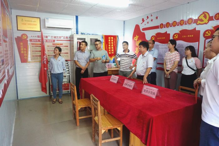 47观摩现场。谢微旋 摄.jpg