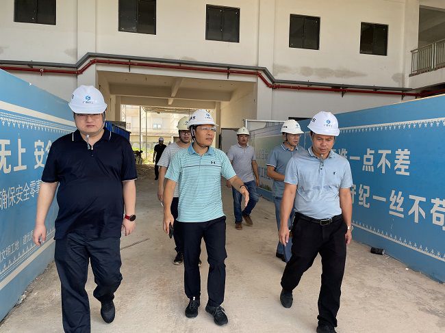 查抄现场。刘博群 摄（建图）.jpg
