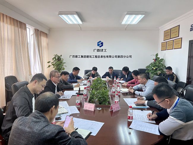 调研会现场。卢丽君 摄（建图）.jpg