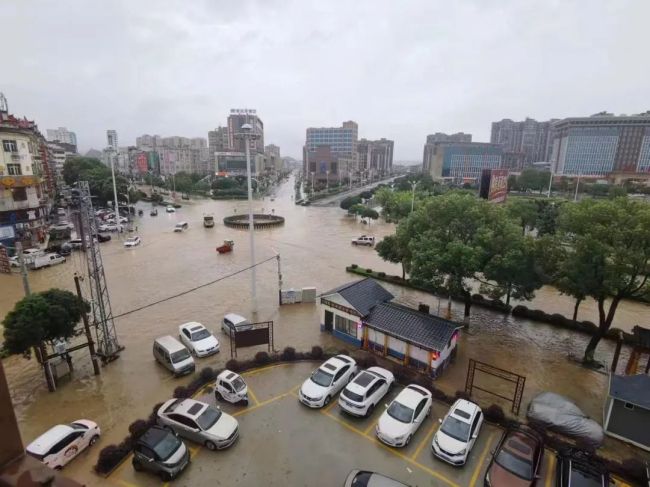 暴雨后的富川县。谭山泉 摄（建图）.jpg