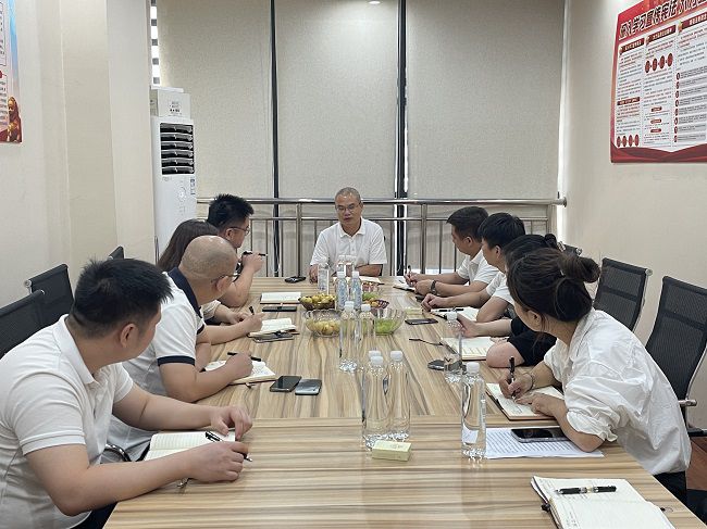 调研会现场；频 摄（建图）.jpg