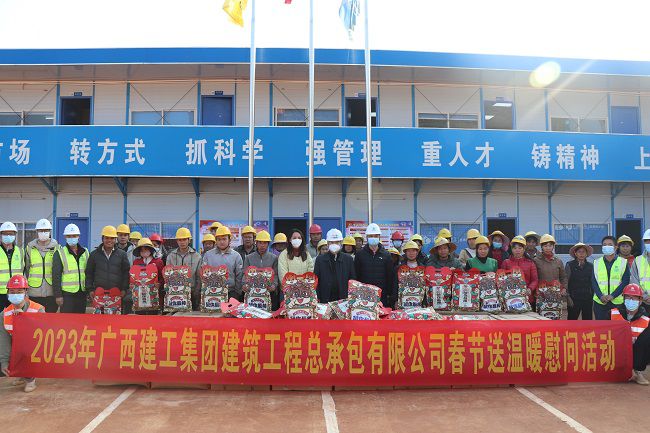 活动合影。周煜川 摄（建图）.jpg