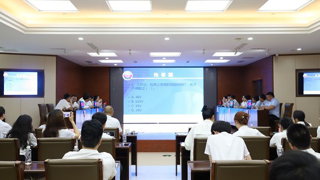 抢答环节。杨钰 摄（建图）.jpg