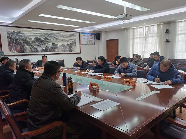 会议现场；乒 摄（建图）.jpg