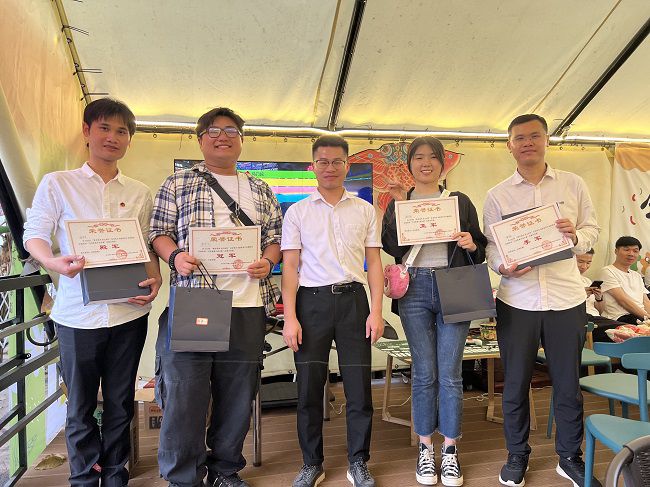 马里奥赛车颁奖现场。杨钰 摄.jpg