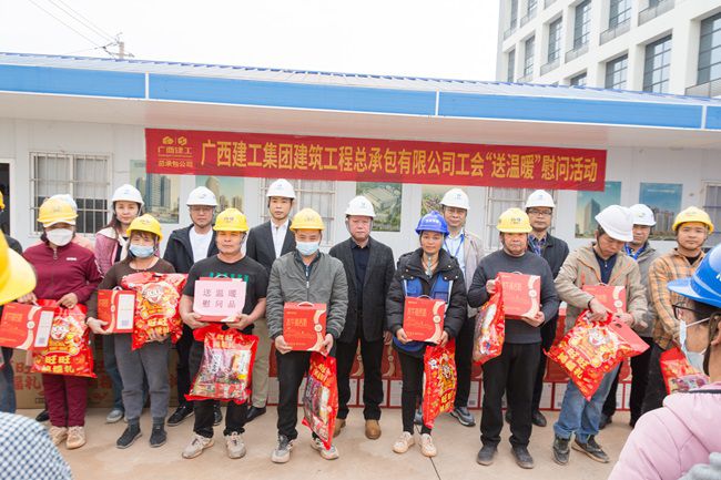 现场所影留想。郭奎君摄（建图）.jpg